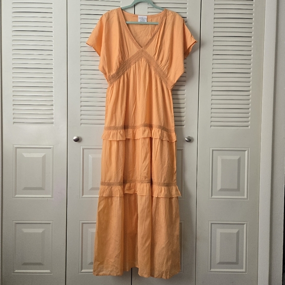 Bohera Miralee Golden Tiered Maxi Dress  Size Large - Picture 4 of 13